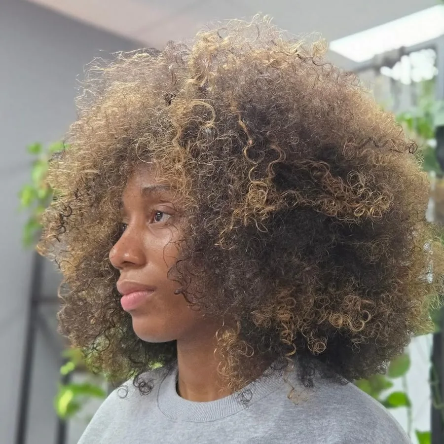 După — Transformare păr creț natural